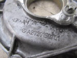 Couvercle de distribution d'un Mercedes-Benz E (C207) E-350 CGI V6 24V 2009