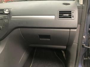 Used Dashboard vent Ford Focus C-Max 1.6 16V Price € 20,00 Margin scheme offered by Boekholt autodemontage B.V