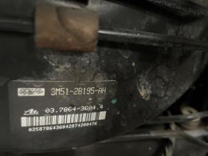 Używane Wspomaganie hamulców Ford Focus C-Max 1.6 16V Cena € 75,00 Procedura marży oferowane przez Boekholt autodemontage B.V