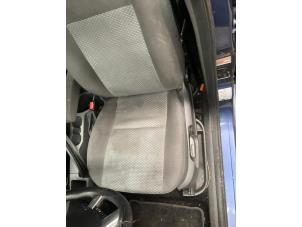 Used Seat, left Ford Focus C-Max 1.6 16V Price € 75,00 Margin scheme offered by Boekholt autodemontage B.V
