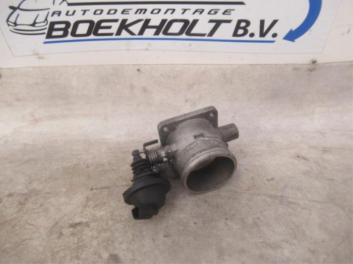 Usagé Boîtier accélérateur Hyundai H-300 2.5 CRDi Prix € 42,00 Règlement à la marge proposé par Boekholt autodemontage B.V