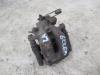 Peugeot 407 (6D) 2.0 16V Hållare, bakre bromsok, vänster