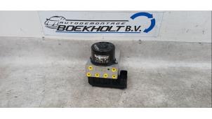 Usados Bomba ABS BMW 3 serie (E46/4) 316i Precio € 49,00 Norma de margen ofrecido por Boekholt autodemontage B.V