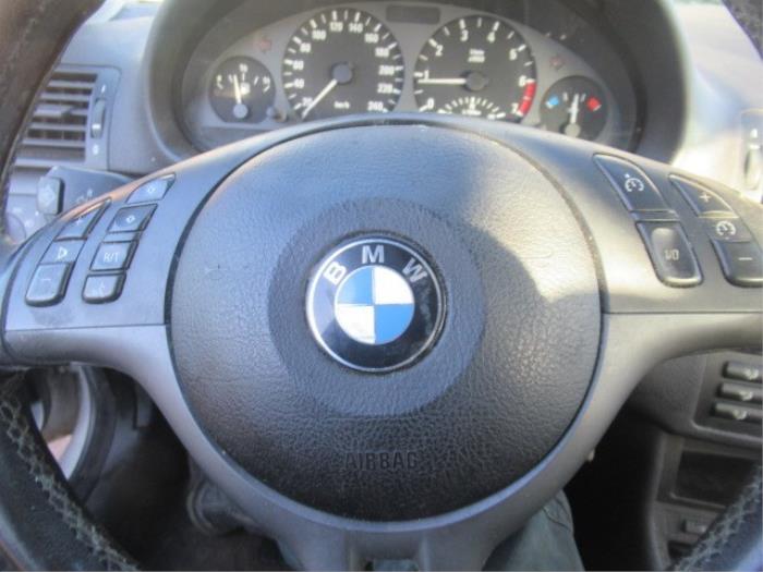 Left airbag (steering wheel) from a BMW 3 serie (E46/4) 316i 2000