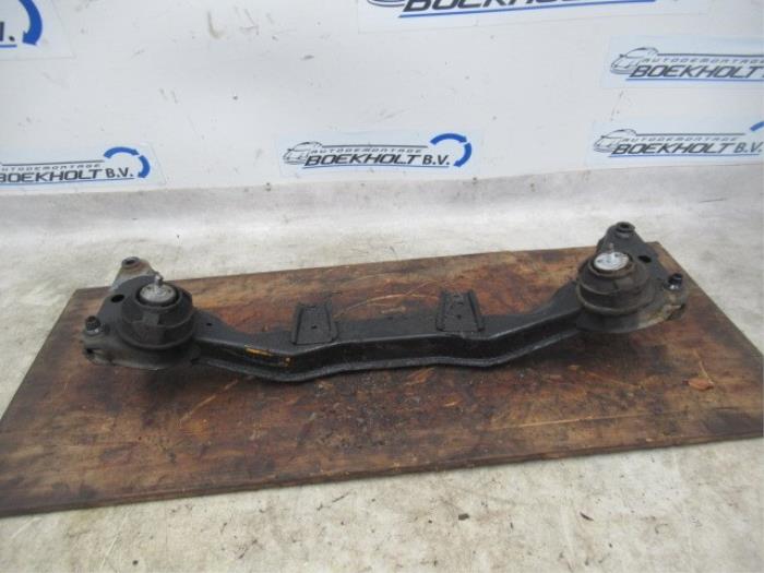Gebrauchte Motorbalken BMW 3 serie (E46/4) 316i Preis € 35,00 Margenregelung angeboten von Boekholt autodemontage B.V