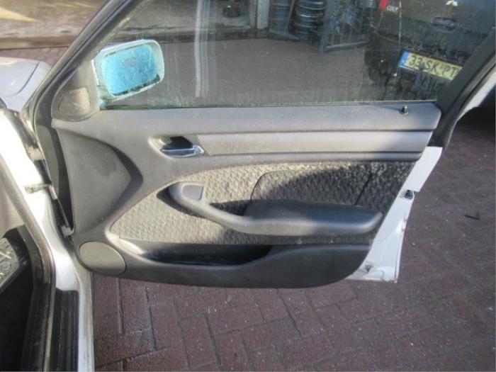 Front door trim 4-door, right from a BMW 3 serie (E46/4) 316i 2000