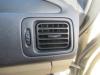 Dashboard vent from a Suzuki Liana (ERC/ERD/RH4), 2001 / 2008 1.6 MPi 16V, Hatchback, 4-dr, Petrol, 1.586cc, 76kW (103pk), FWD, M16A, 2001-07 / 2008-04, ERC31 2001