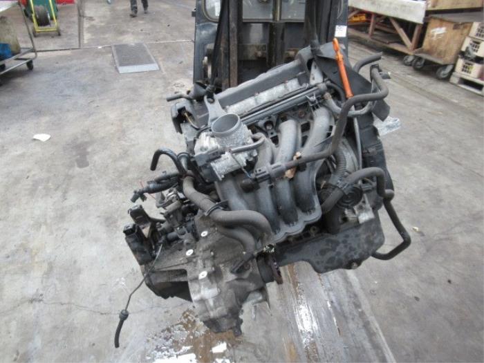 Motor from a Seat Ibiza III (6L1) 1.4 16V 85 2007