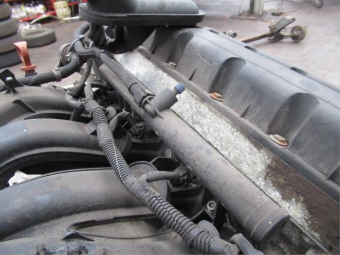 Usagé Système d'injection Citroen C4 Grand Picasso (UA) 2.0 16V Autom. Prix € 19,00 Règlement à la marge proposé par Boekholt autodemontage B.V