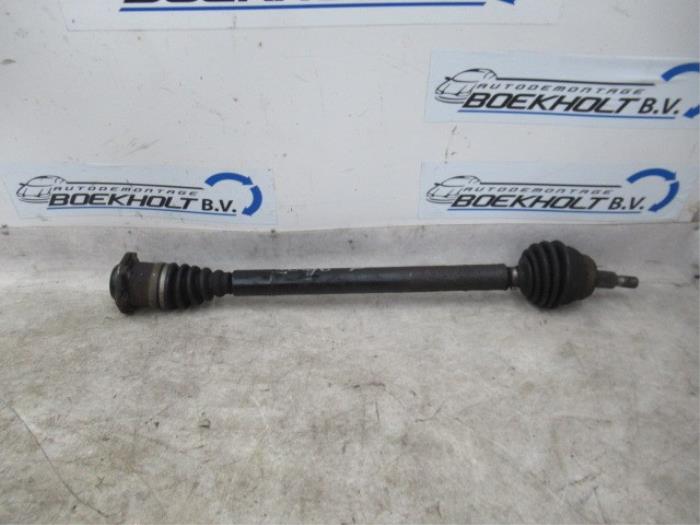 Front drive shaft, right from a Volkswagen Golf IV (1J1) 1.6 16V 2003