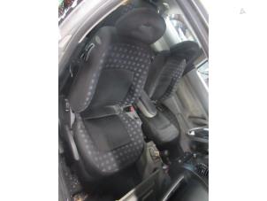 Używane Fotel prawy Volkswagen New Beetle (9C1/9G1) 2.0 Cena € 125,00 Procedura marży oferowane przez Boekholt autodemontage B.V