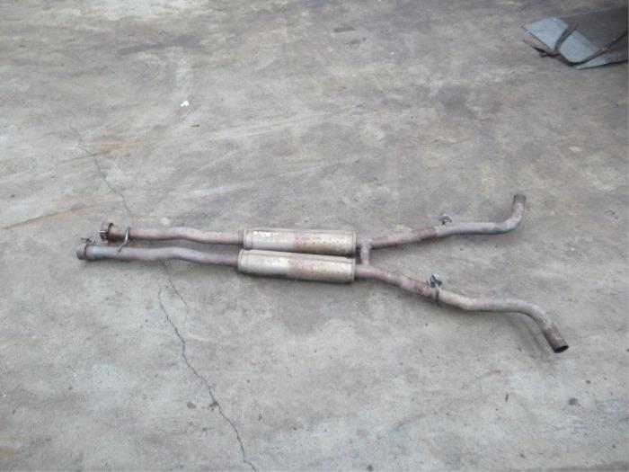 Gebrauchte Auspuff Mitteldämpfer Jaguar S-type (X200) 3.0 V6 24V Preis € 75,00 Margenregelung angeboten von Boekholt autodemontage B.V