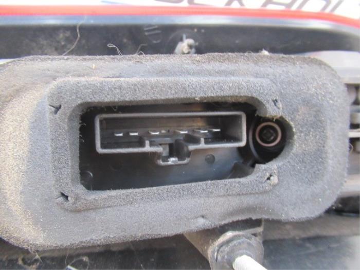 Circuit imprimé feu arrière gauche d'un Ford Focus C-Max 1.8 16V 2007