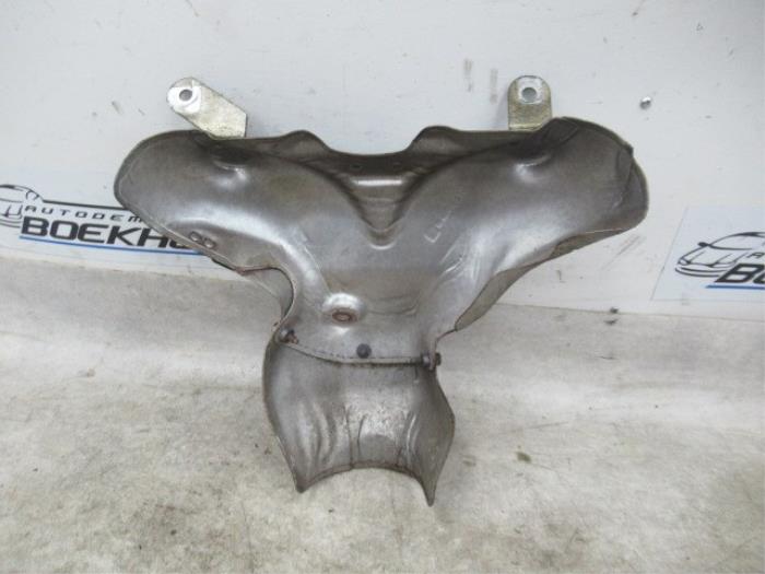 Exhaust manifold from a Opel Zafira (M75) 2.2 16V Direct Ecotec 2007