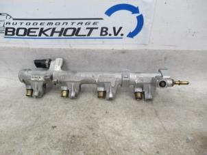 Used Fuel injector nozzle Ford Mondeo III Wagon 1.8 16V SCI Price € 99,00 Margin scheme offered by Boekholt autodemontage B.V