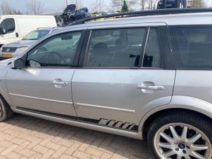 Used Roof rail, left Ford Mondeo III Wagon 1.8 16V SCI Price € 75,00 Margin scheme offered by Boekholt autodemontage B.V