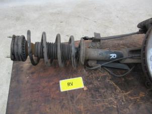 Used Front shock absorber rod, right Ford Mondeo III Wagon 1.8 16V SCI Price € 34,00 Margin scheme offered by Boekholt autodemontage B.V