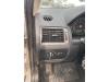 Rejilla de aire de salpicadero de un Ford Mondeo III Wagon, 2000 / 2007 1.8 16V SCI, Combi, Gasolina, 1.798cc, 96kW (131pk), FWD, CFBA, 2003-06 / 2007-03 2004