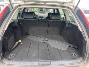 Używane Tapicerka bagaznika Ford Mondeo III Wagon 1.8 16V SCI Cena € 99,00 Procedura marży oferowane przez Boekholt autodemontage B.V