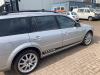 Ford Mondeo III Wagon 1.8 16V SCI Joint de vitre