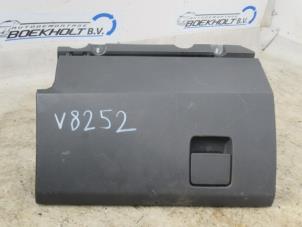 Used Glovebox Opel Zafira (M75) 2.2 16V Direct Ecotec Price € 45,00 Margin scheme offered by Boekholt autodemontage B.V