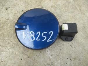 Used Tank cap cover Opel Zafira (M75) 2.2 16V Direct Ecotec Price on request offered by Boekholt autodemontage B.V