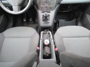 Used Front seatbelt buckle, left Opel Zafira (M75) 2.2 16V Direct Ecotec Price € 24,00 Margin scheme offered by Boekholt autodemontage B.V