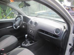 Gebrauchte Airbag rechts (Armaturenbrett) Ford Fusion 1.6 TDCi Preis € 51,00 Margenregelung angeboten von Boekholt autodemontage B.V