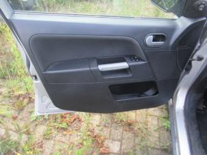 Gebrauchte Elektrisches Fenster Schalter Ford Fusion 1.6 TDCi Preis € 18,00 Margenregelung angeboten von Boekholt autodemontage B.V