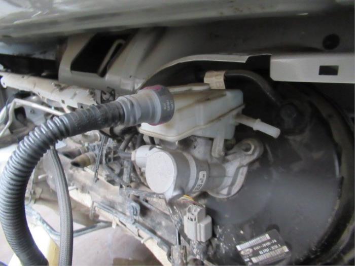 Hauptbremszylinder van een Ford Transit Connect (PJ2) 1.6 TDCi 16V 95 2016