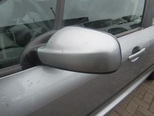 Used Wing mirror, left Peugeot 307 (3A/C/D) 1.6 16V Price € 30,00 Margin scheme offered by Boekholt autodemontage B.V