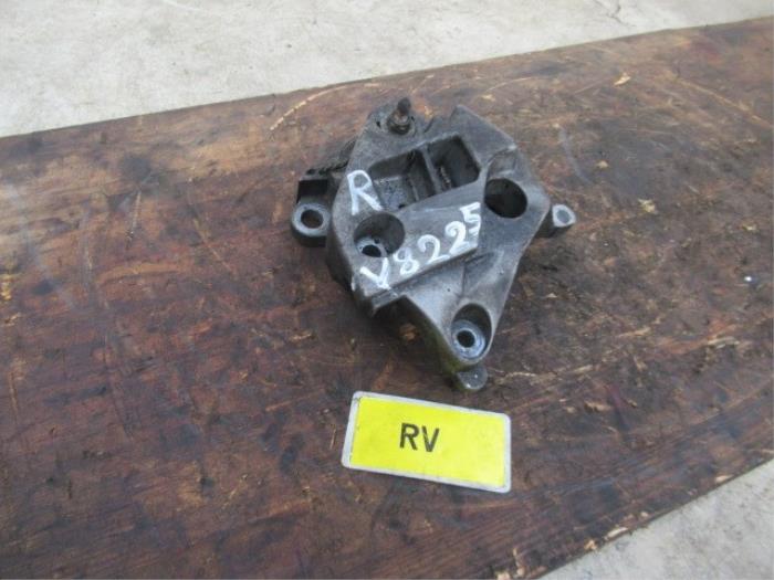 Used Engine mount Renault Kangoo Express (FC) 1.5 dCi 60 Price € 33,00 Margin scheme offered by Boekholt autodemontage B.V