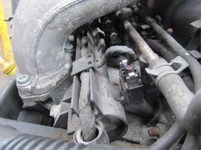 Usagé Système d'injection Volkswagen New Beetle (9C1/9G1) 2.0 Prix € 15,00 Règlement à la marge proposé par Boekholt autodemontage B.V