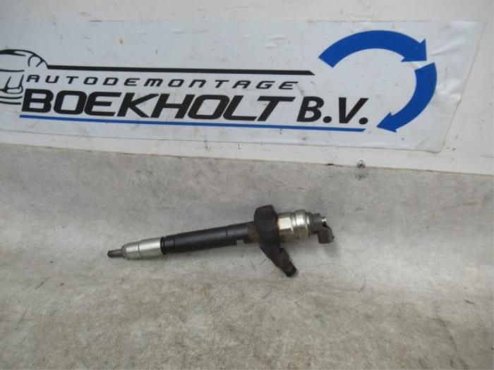 Usagé Injecteurs Citroen Jumper (U9) 2.2 HDi 120 Prix € 115,00 Règlement à la marge proposé par Boekholt autodemontage B.V