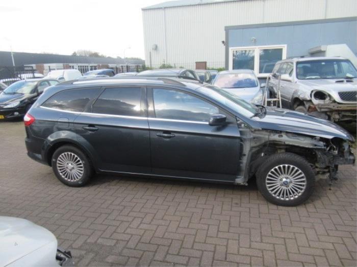Rear door 4-door, right from a Ford Mondeo IV Wagon 2.3 16V 2008