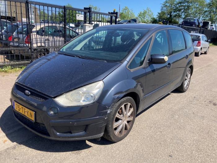 Używane Klakson Ford S-Max (GBW) 2.0 16V Cena € 21,00 Procedura marży oferowane przez Boekholt autodemontage B.V