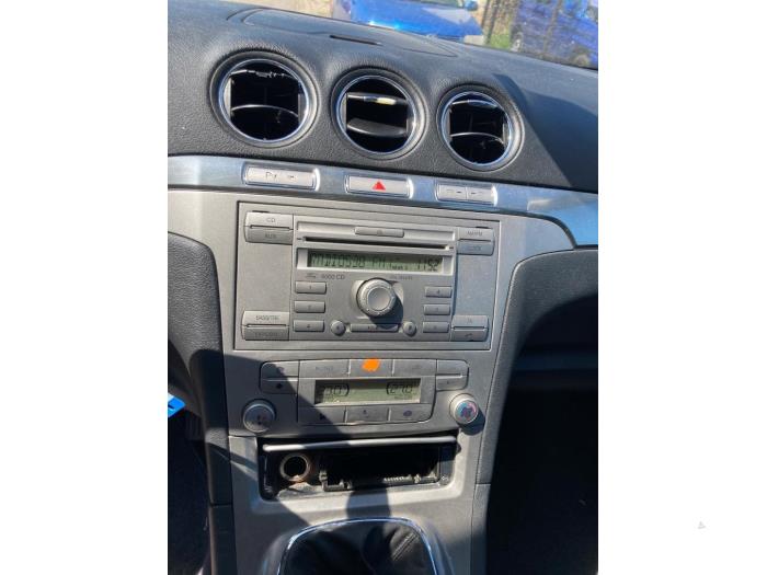Używane Panel climatronic Ford S-Max (GBW) 2.0 16V Cena € 51,00 Procedura marży oferowane przez Boekholt autodemontage B.V