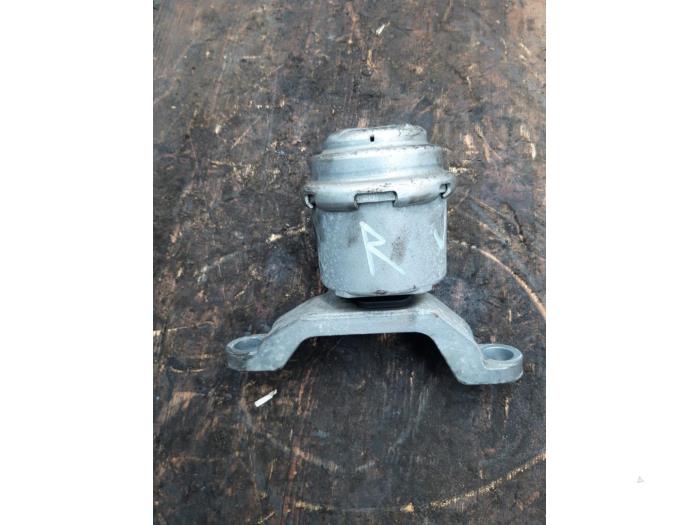 Used Engine mount Ford Galaxy (WA6) 2.0 16V Price € 27,00 Margin scheme offered by Boekholt autodemontage B.V