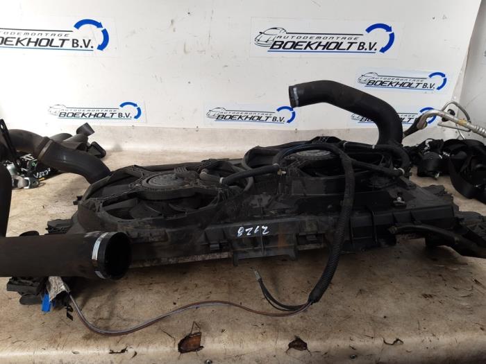 Gebrauchte Kühlerventilator Peugeot Boxer (U9) 3.0 HDi 160 Euro 4 Preis € 45,00 Margenregelung angeboten von Boekholt autodemontage B.V