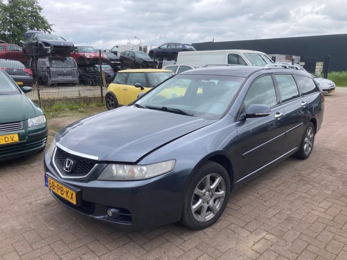 Begagnade AC-radiator Honda Accord Tourer (CM/CN) 2.2 CTDi 16V Pris € 87,00 Marginaltabell erbjuds av Boekholt autodemontage B.V