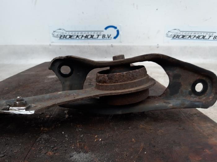 Used Engine mount Honda Accord Tourer (CM/CN) 2.2 CTDi 16V Price € 30,00 Margin scheme offered by Boekholt autodemontage B.V