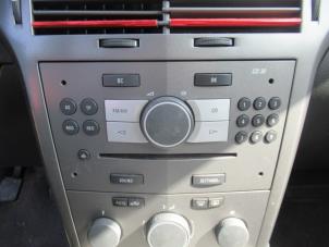 Used Radio CD player Opel Astra H GTC (L08) 1.6 16V Twinport Price € 60,00 Margin scheme offered by Boekholt autodemontage B.V