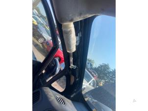 Begagnade Takgardinairbag, vänster Kia Rio III (UB) 1.1 CRDi VGT 12V Pris € 42,00 Marginaltabell erbjuds av Boekholt autodemontage B.V