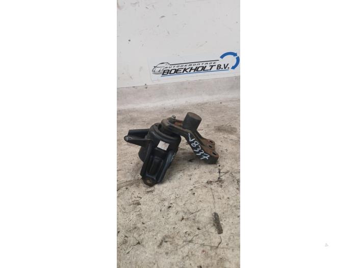 Engine mount Kia Rio III (UB), 2011 / 2017 1.1 CRDi VGT 12V, Hatchback, Diesel, 1.120cc, 55kW (75pk), FWD, D3FA, 2011-09 / 2017-12, UBF5D1; UBF5D3; UBF5D5; UBF5D7 (Used)