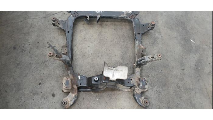 Usados Subchasis Opel Zafira (M75) 2.2 16V Direct Ecotec Precio € 75,00 Norma de margen ofrecido por Boekholt autodemontage B.V