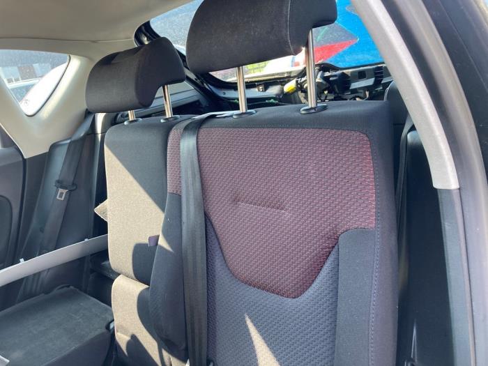 Używane Zaglówek Seat Altea (5P1) 2.0 TDI 16V Cena € 25,00 Procedura marży oferowane przez Boekholt autodemontage B.V
