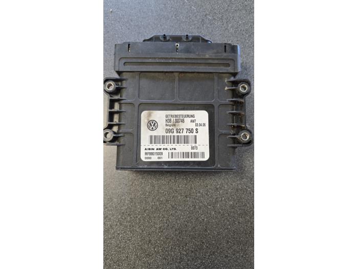 Used Automatic gearbox computer Volkswagen Passat (3C2) 2.0 FSI 16V Price € 200,00 Margin scheme offered by Boekholt autodemontage B.V
