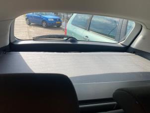 Usagé Support plage arrière Toyota Avensis Wagon (T25/B1E) 2.2 D-4D 16V D-CAT Prix € 27,00 Règlement à la marge proposé par Boekholt autodemontage B.V