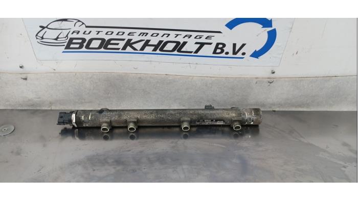 Gebrauchte Kraftstoffverteiler Peugeot Boxer (U9) 3.0 HDi 160 Euro 4 Preis € 49,00 Margenregelung angeboten von Boekholt autodemontage B.V