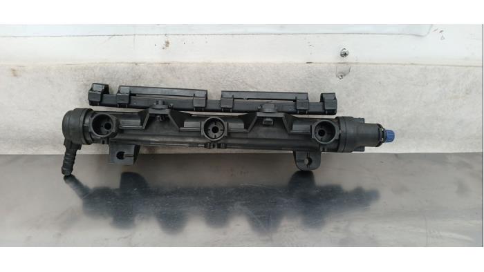 Gebrauchte Einspritzdüse (Einspritzer) Volkswagen Polo IV (9N1/2/3) 1.2 12V Preis € 32,00 Margenregelung angeboten von Boekholt autodemontage B.V